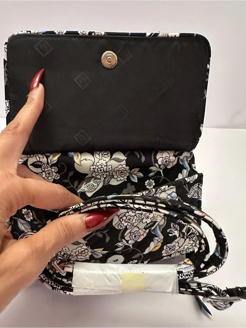 NWT RETIRED Vera Bradley Holland Garden RFID 3-in-1 Crossbody Wallet 🌸